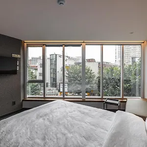 Pillowsopher Hongdae ホテル