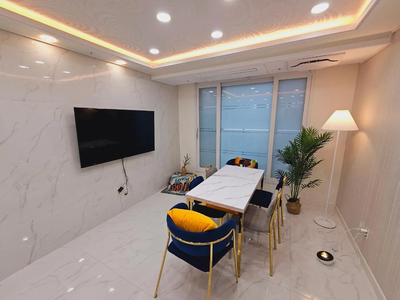 Seoul Hwaogok Large Three Bedroom - 10Mins To Gimpo Airport